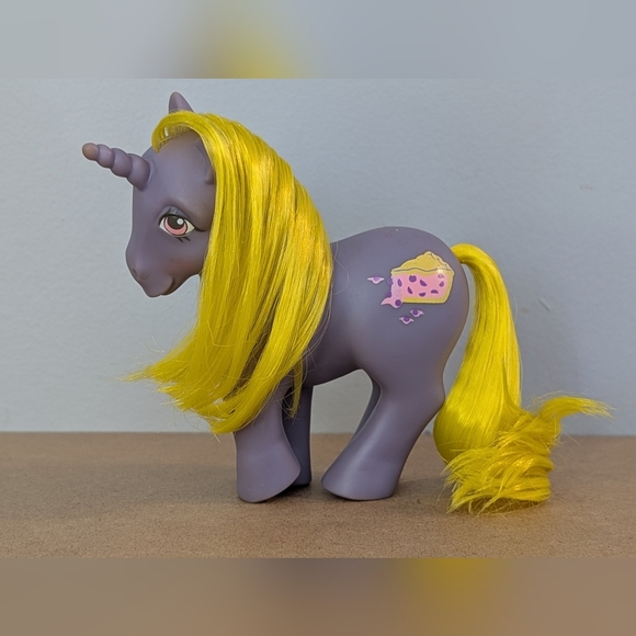 My Little Pony Toys My Little Pony 984 G1 Boysenberry